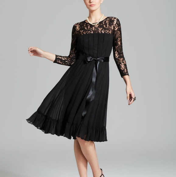Adrianna Papell Dresses & Skirts - Adrianna Papell